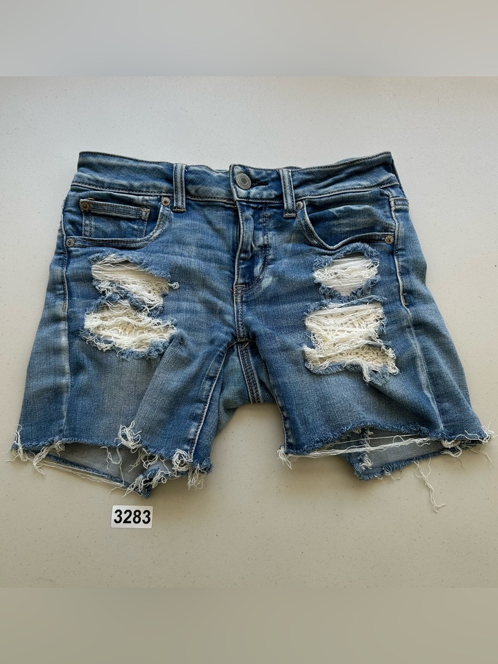 American Eagle Denim Short Size 4 Distressed Raw Hem Stretch - Picture 8 of 8